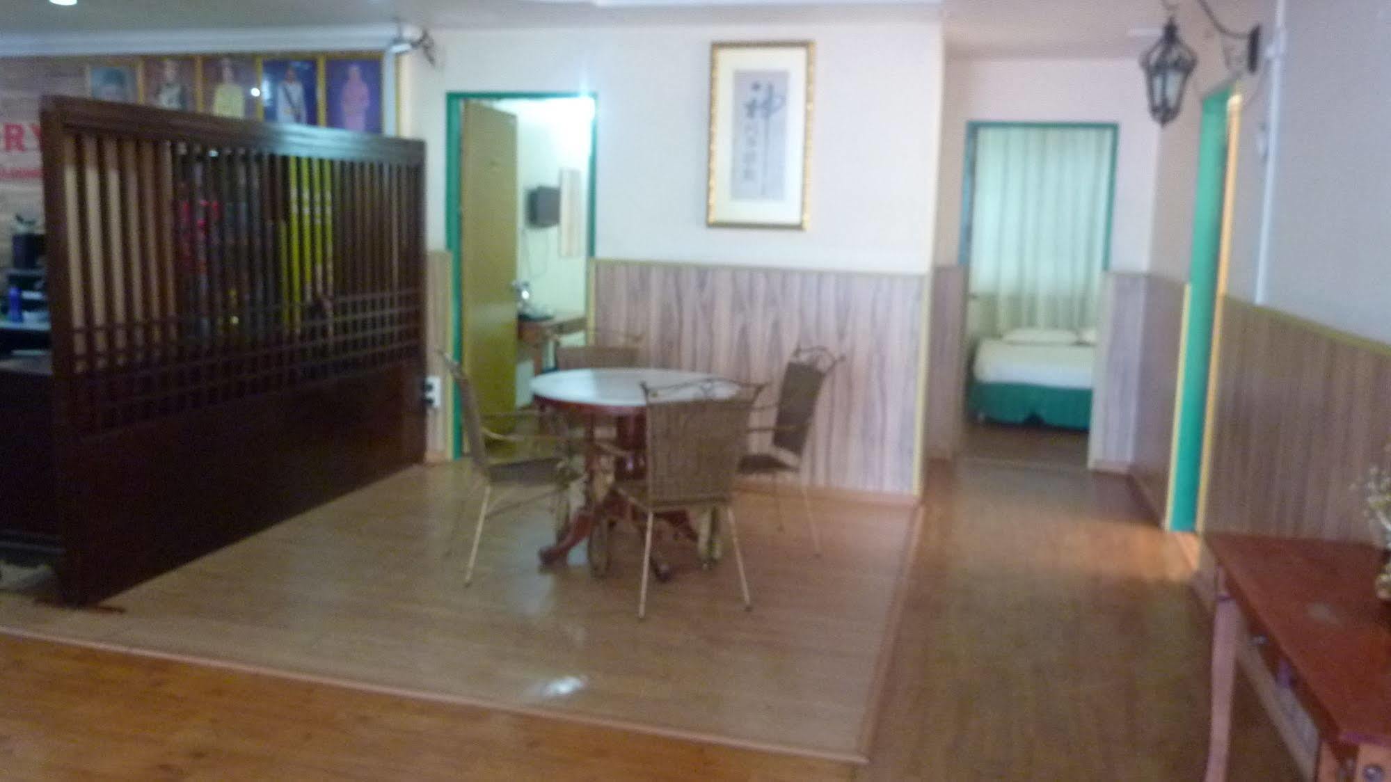 קוטה קינבלו 7 Hung Hung Inn מראה חיצוני תמונה