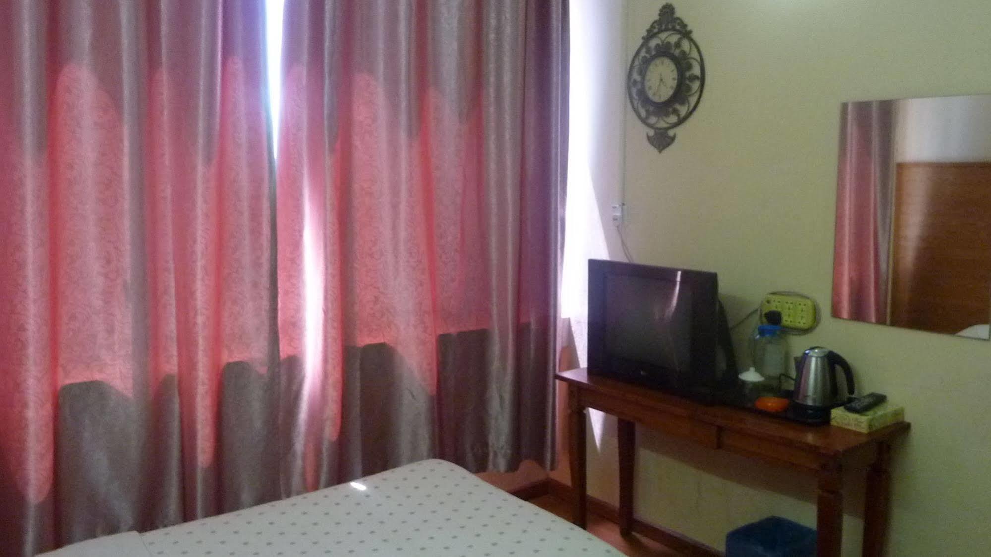 קוטה קינבלו 7 Hung Hung Inn מראה חיצוני תמונה